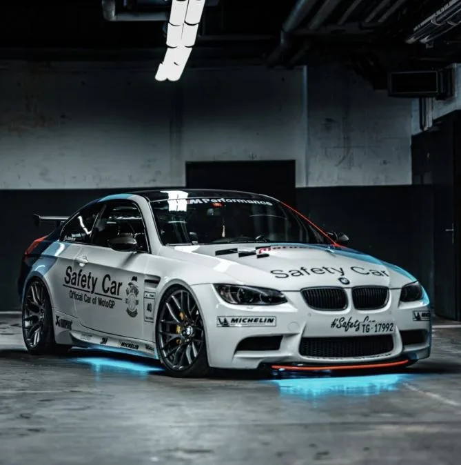 néon de voiture LED puissant toutes couleur bmw e90 M3 néon de voiture LED puissant toutes couleur bmw e90 M3