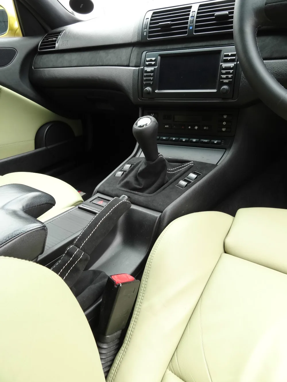 BMW M3 e46 alcantara interieur