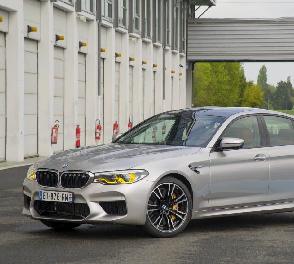 Yellow DRL headlights BMW 5 Series G30 M5 F90 Pre LCI Yellow DRL headlights BMW 5 Series G30 M5 F90 Pre LCI