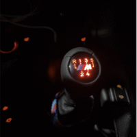 pommeau-bmw-m-performance-led-orange-ambiance