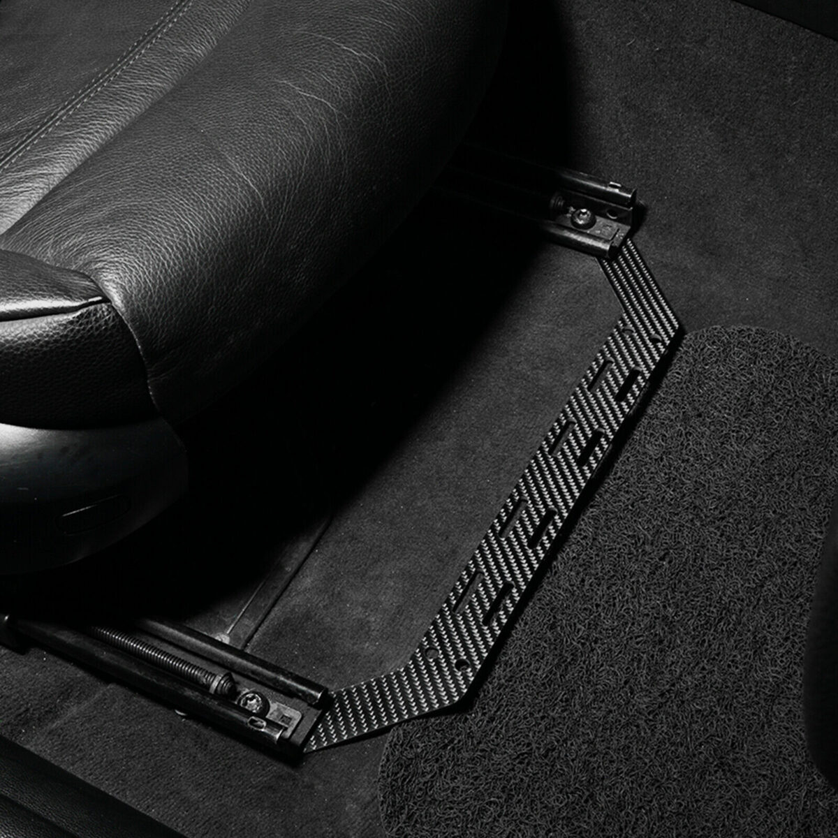 support-extincteur-bmw-e46-fibre-carbone-montage