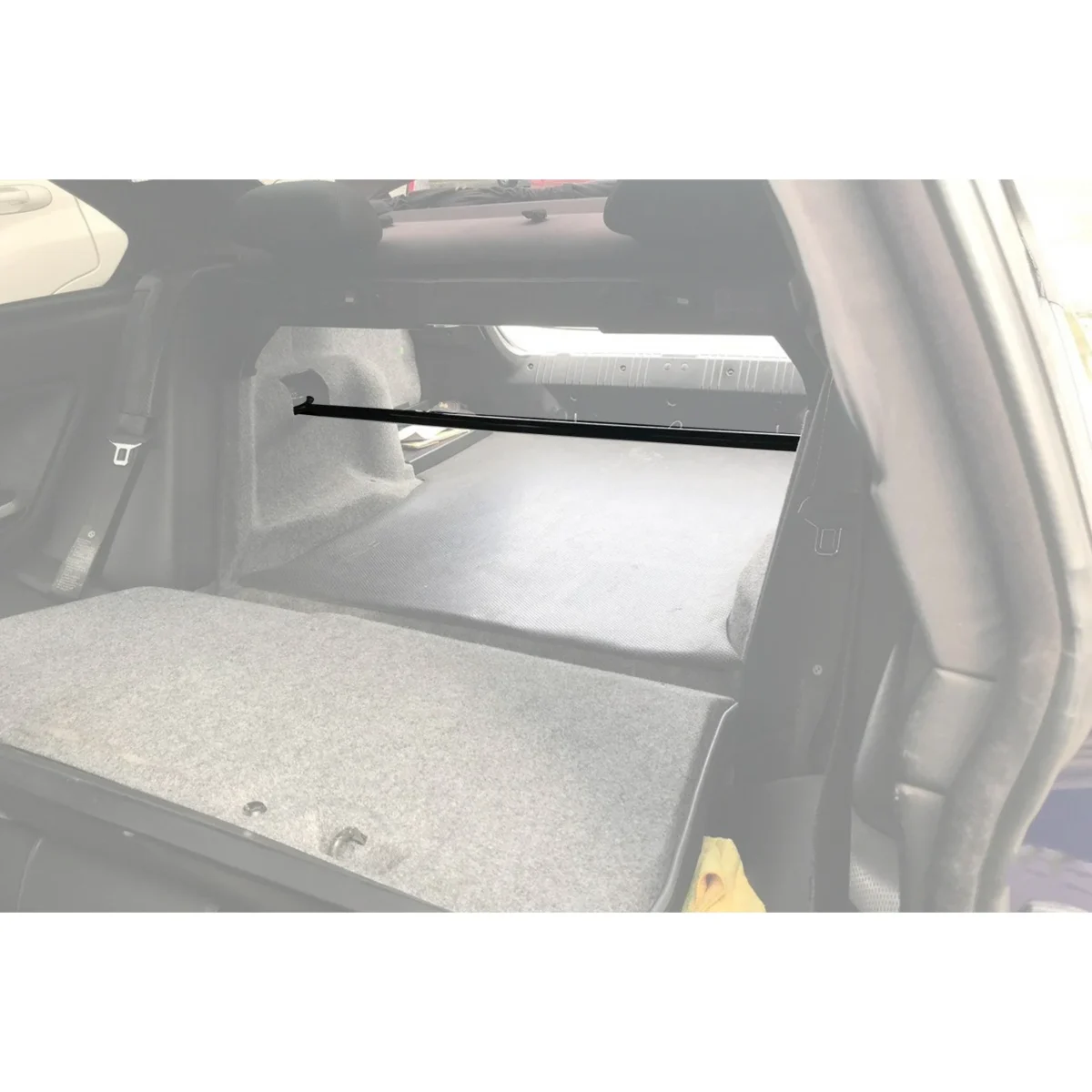 Barre de rigidification arrière BMW E46 pour précision en virage