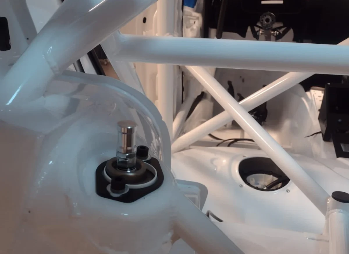 plaque de renfort amortisseur arrière bmw installation coffre