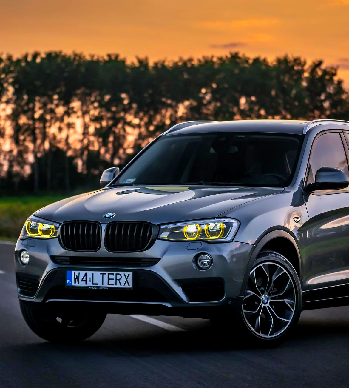 BMW X3 F25 LED HEADLIGHT YELLOW XENON