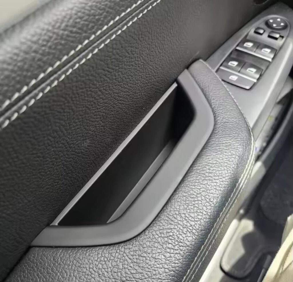 comment remplacer poignée bmw x3