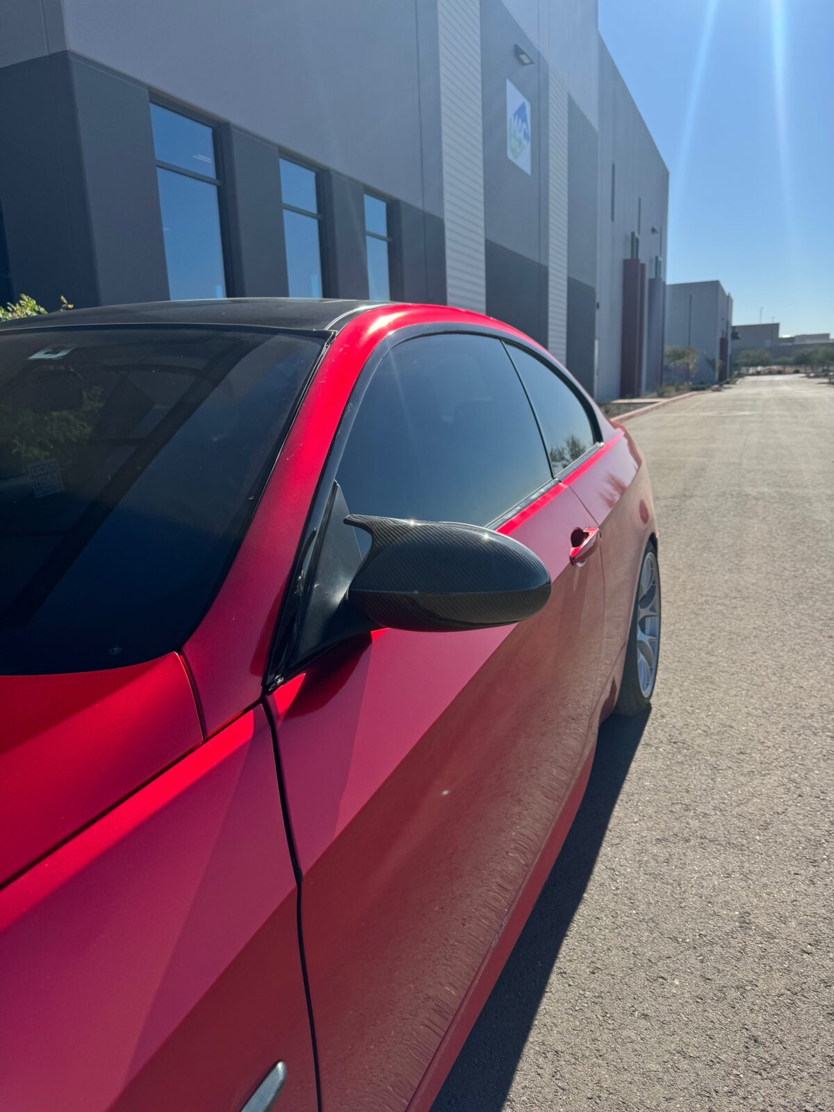 coque rétroviseur carbone BMW 335i E92 vue extérieure coque rétroviseur carbone BMW 335i E92 vue extérieure