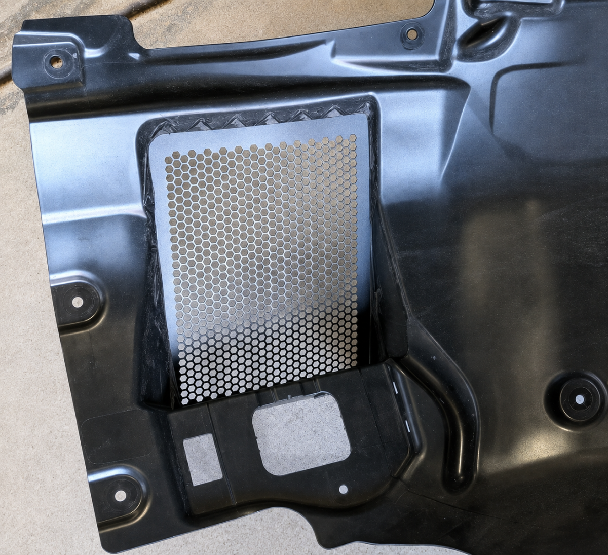 Grille-protection-bmw-m2-m3-m4-installation