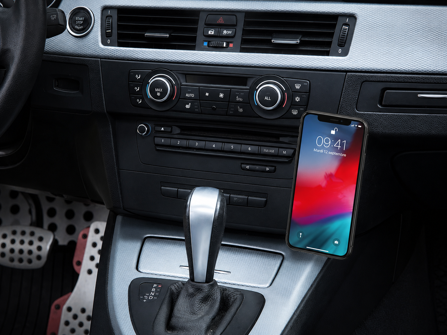 Soporte para iPhone para BMW E90, E91, E92 y E93; fijación OEM en el interior
