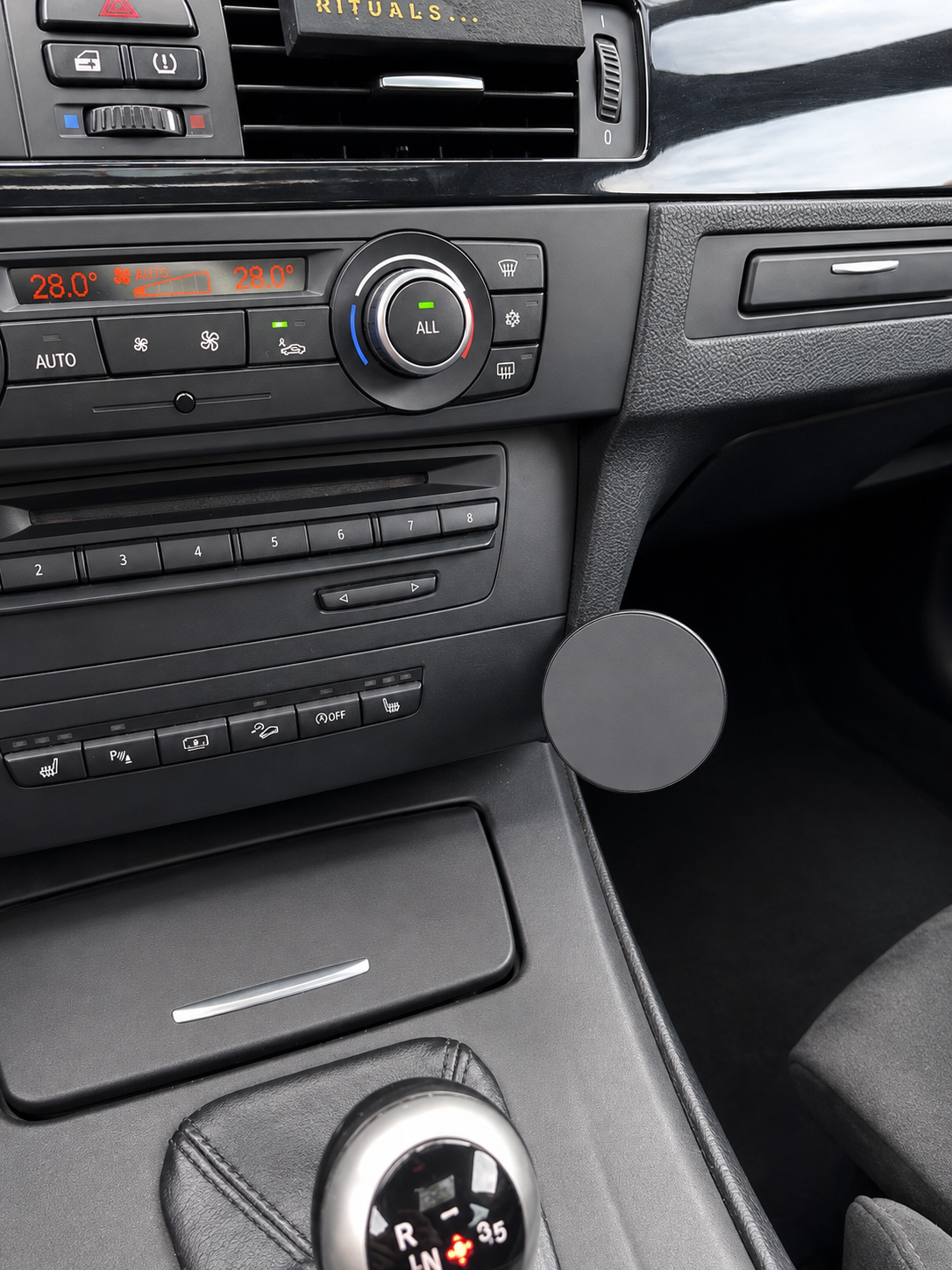 Soporte para smartphone BMW E90, E91, E92 y E93 para la consola central